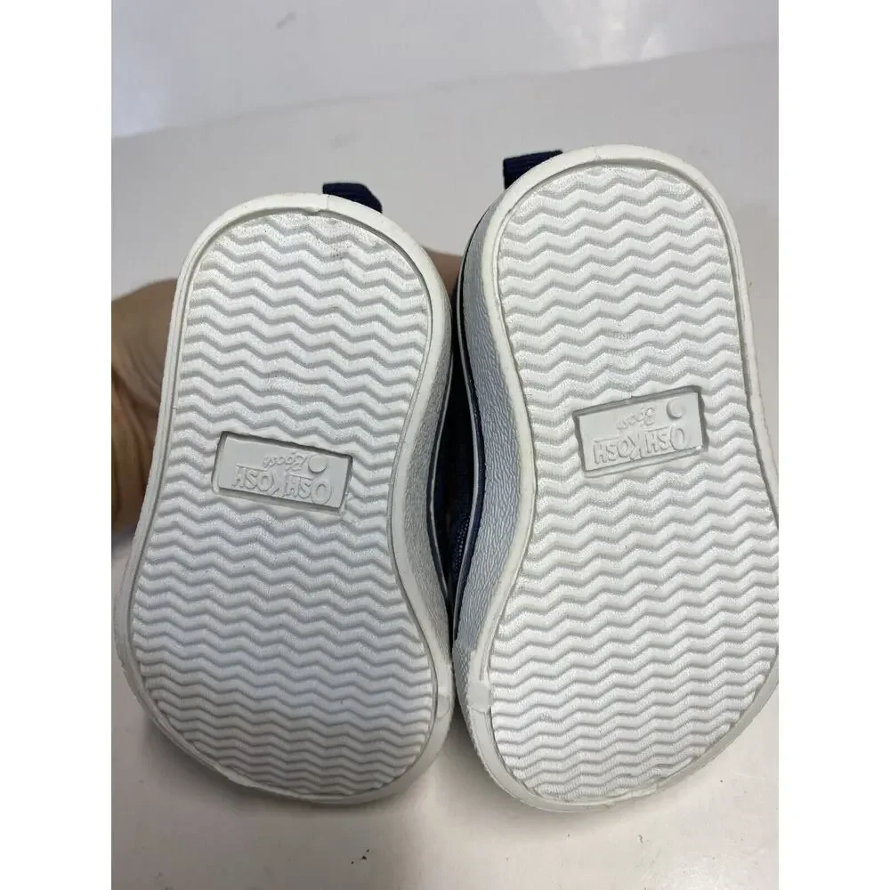 OshKosh Bgosh-B, Boys/Slip on Sneakers Shoes, Size 2. No Smoke Household